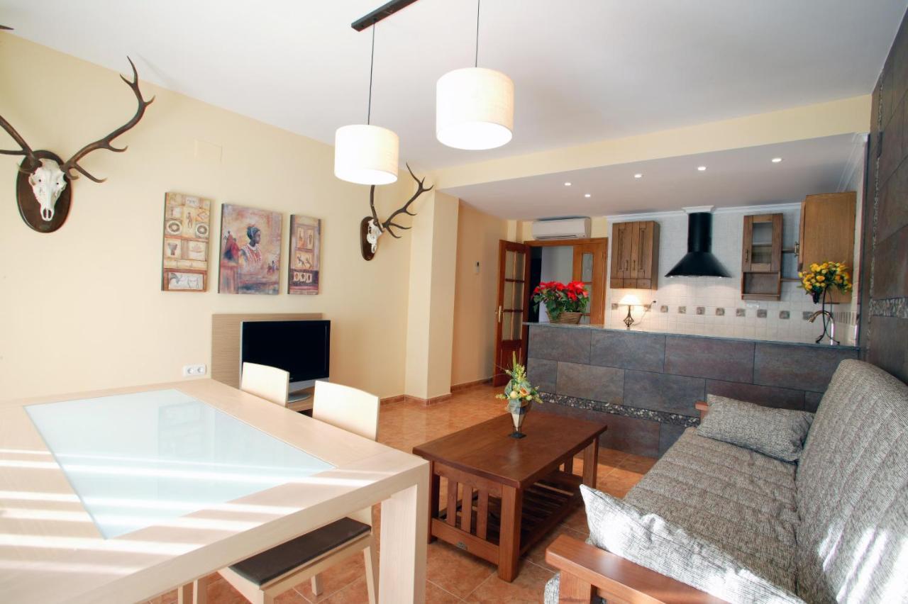 Apartamentos Hotel 77 Ayora Exteriér fotografie