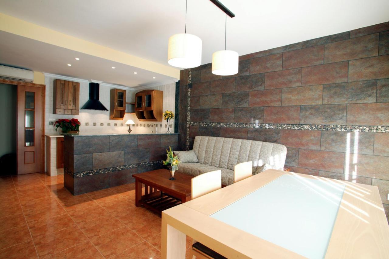 Apartamentos Hotel 77 Ayora Exteriér fotografie