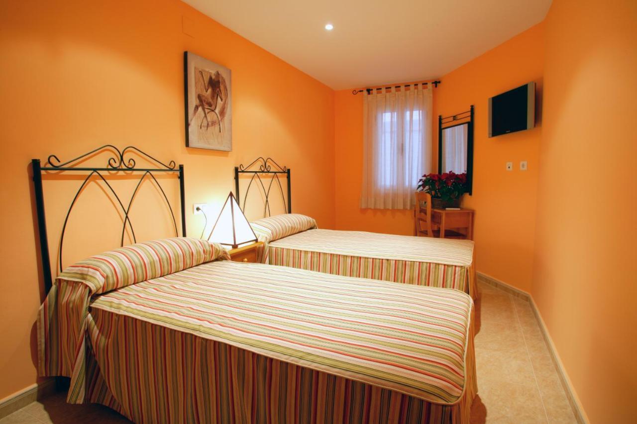 Apartamentos Hotel 77 Ayora Exteriér fotografie